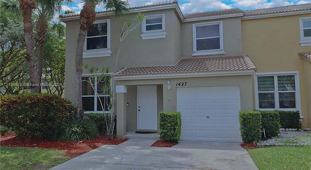 Photo of 1427 NW 154th Ln, Pembroke Pines, FL 33028