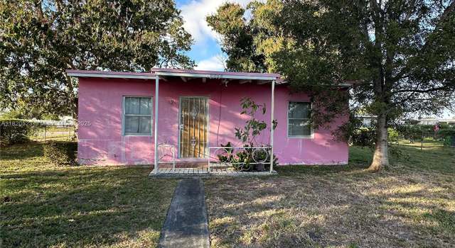 Photo of 2575 NW 155th Ter, Miami Gardens, FL 33054