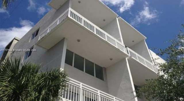 Photo of 498 SW 2nd St Unit 2C, Miami, FL 33130