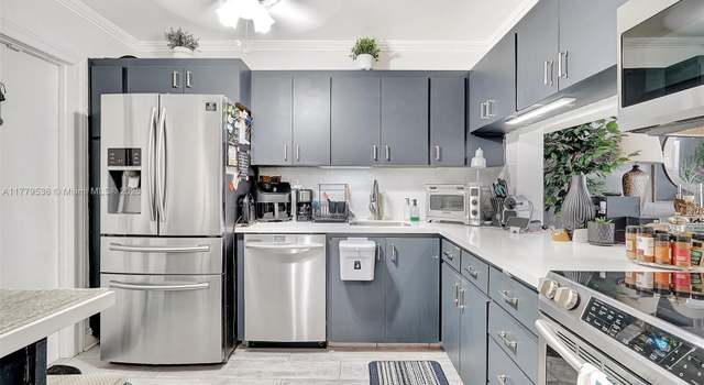 Photo of 329 SE 3rd St Unit 405S, Hallandale Beach, FL 33009