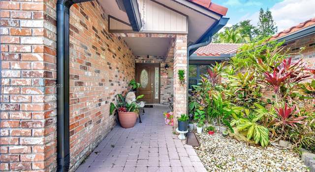 Photo of 510 NW 105th Dr, Coral Springs, FL 33071