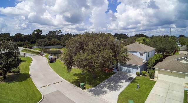 Photo of 2025 Whispering Trails Blvd, Winter Haven, FL 33884