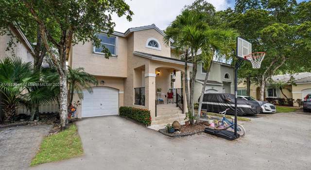 Photo of 836 NW 99th Ave, Plantation, FL 33324