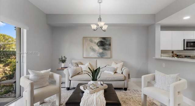 Photo of 8834 W Flagler St #4, Miami, FL 33174