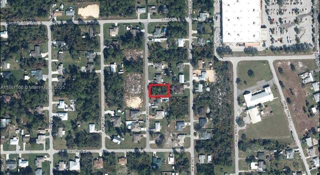 Photo of 412 Volvo Ave, Sebring, FL 33872