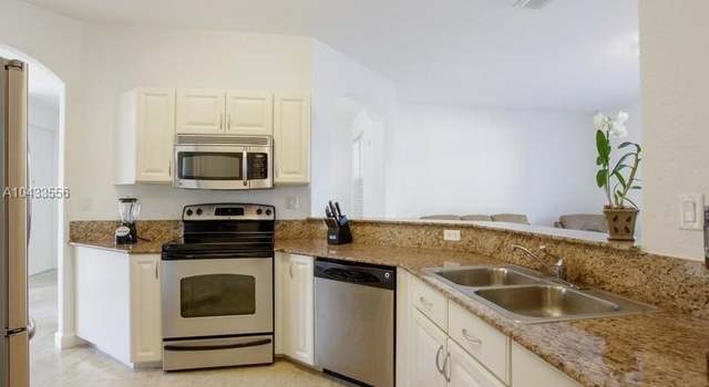 Photo of 8721 NW 111th Ct, Doral, FL 33178