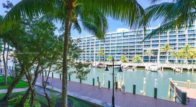 Photo of 3001 NE 185th St #209, Aventura, FL 33180