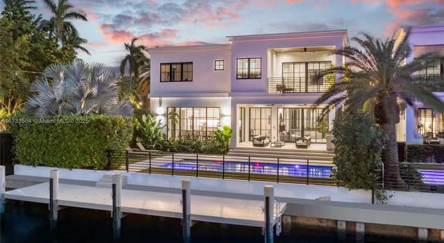 Photo of 895 NE 76th St, Miami, FL 33138