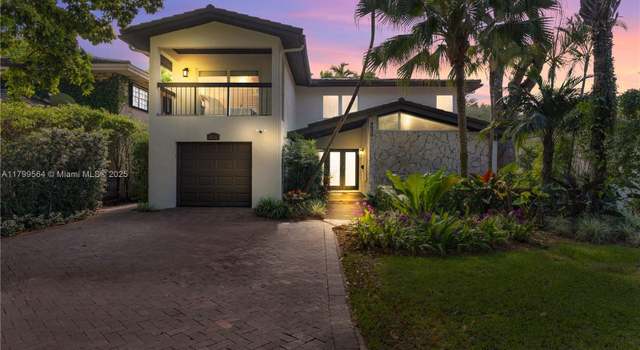 Photo of 4830 San Amaro Dr, Coral Gables, FL 33146