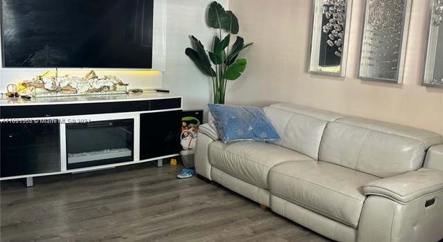 Photo of 19162 NW 46th Ave, Miami Gardens, FL 33055