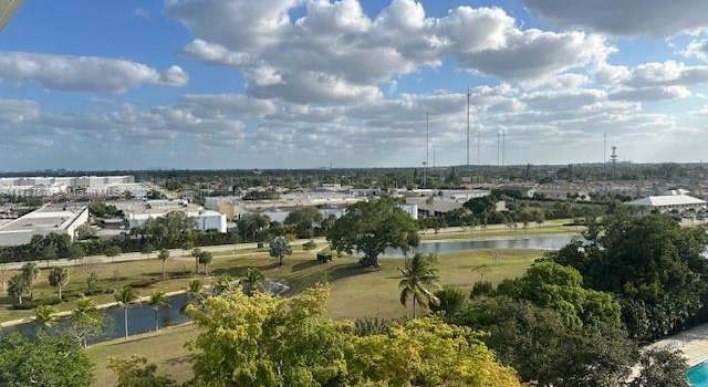 Photo of 4200 Hillcrest Dr #1017, Hollywood, FL 33021