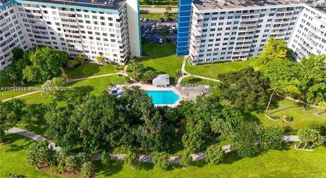 Photo of 4200 Hillcrest Dr #1017, Hollywood, FL 33021