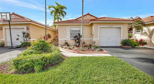 Photo of 17324 NW 7th St, Pembroke Pines, FL 33029