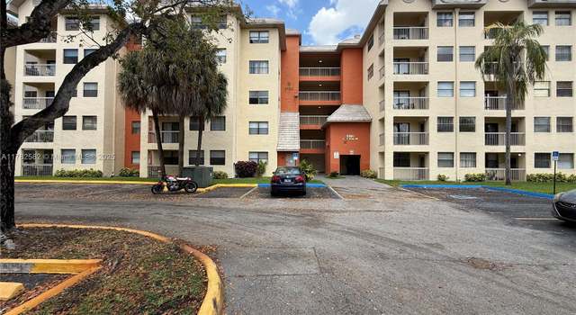 Photo of 8180 Geneva Ct #126, Doral, FL 33166