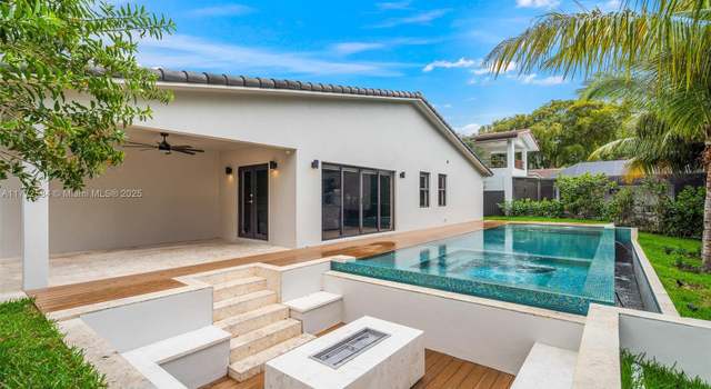 Photo of 14412 Rosewood Rd, Miami Lakes, FL 33014