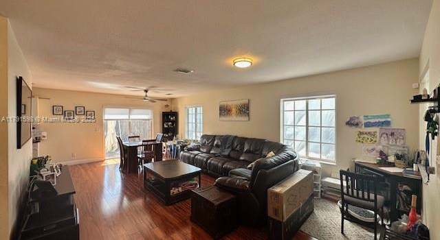 Photo of 212 NE 3rd St #12, Hallandale Beach, FL 33009