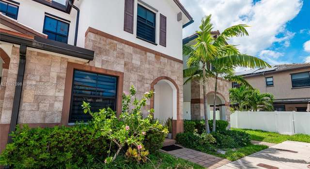 Photo of 10628 W 33rd Way, Hialeah, FL 33018