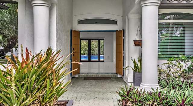 Photo of 15821 SW 61st St, Davie, FL 33331
