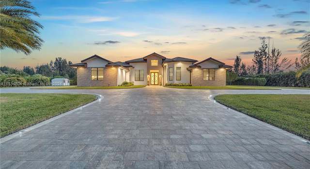 Photo of 18900 SW 49th St, Southwest Ranches, FL 33332