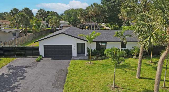 Photo of 4220 SW 4th St, Plantation, FL 33317