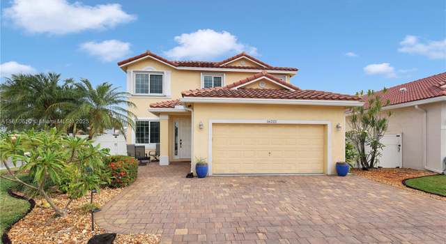 Photo of 16222 NW 17th Ct, Pembroke Pines, FL 33028