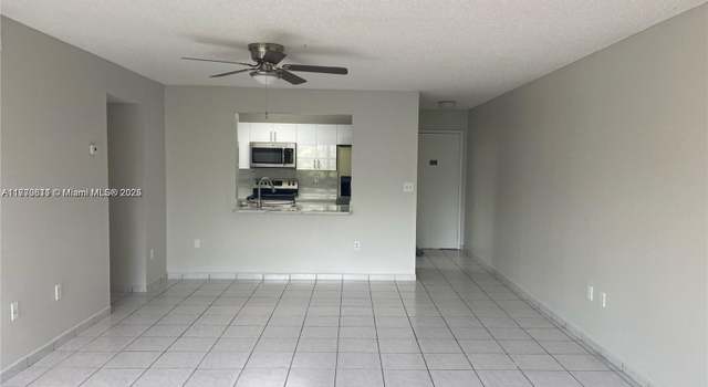 Photo of 400 W Park Dr #202, Miami, FL 33172