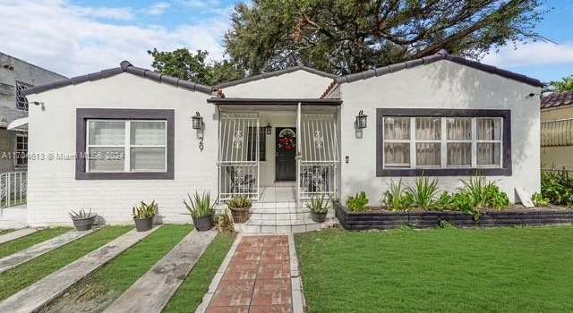 Photo of 29 NE 44th St, Miami, FL 33137