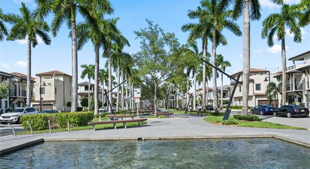 Photo of 4755 NW 83rd Path, Doral, FL 33166