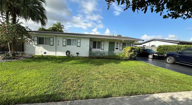 Photo of 8530 NW 177th St, Hialeah, FL 33015