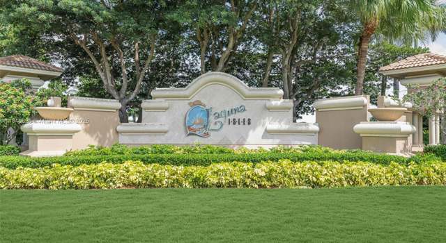 Photo of 19360 SW 61st St, Pembroke Pines, FL 33332