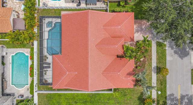 Photo of 1530 NW 182nd Ter, Pembroke Pines, FL 33029