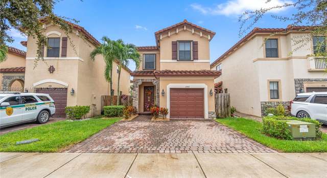 Photo of 3742 NE 2nd St, Homestead, FL 33033