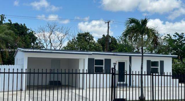 Photo of 10411 SW 184th St, Cutler Bay, FL 33157