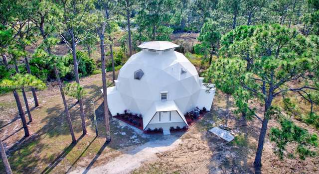 Photo of 119 Martin St, Lake Placid, FL 33852