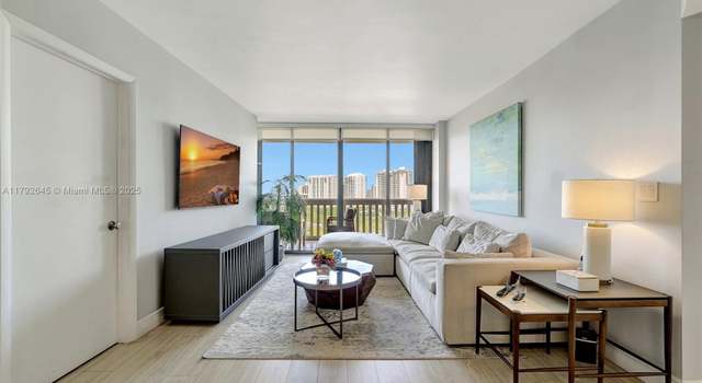 Photo of 1000 Island Blvd #1805, Aventura, FL 33160
