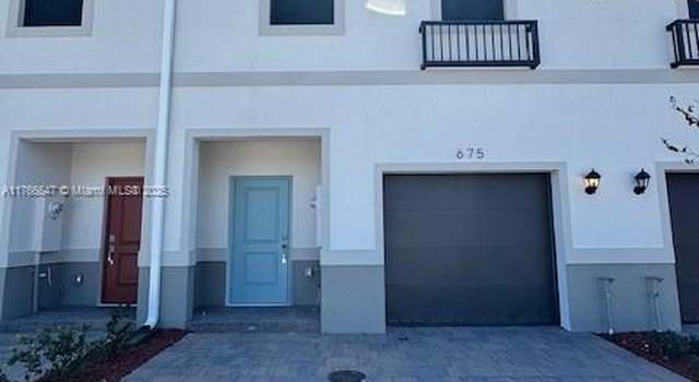 Photo of 675 NW 6th Ter, Florida City, FL 33034