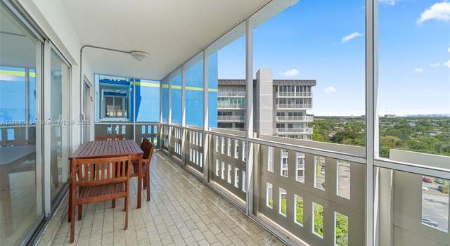 Photo of 4001 Hillcrest Dr #1017, Hollywood, FL 33021