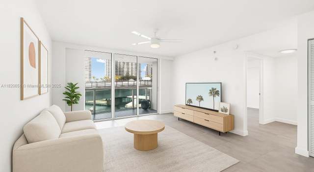Photo of 31 SE 5th St #707, Miami, FL 33131