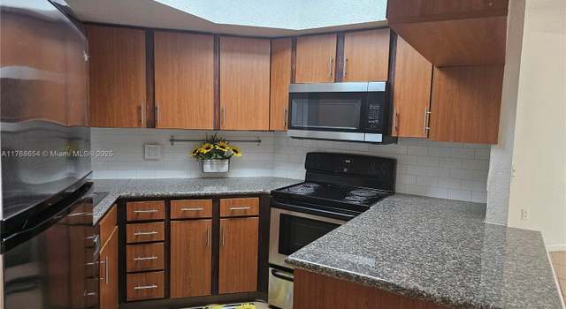 Photo of 8323 Lake Dr #503, Doral, FL 33166