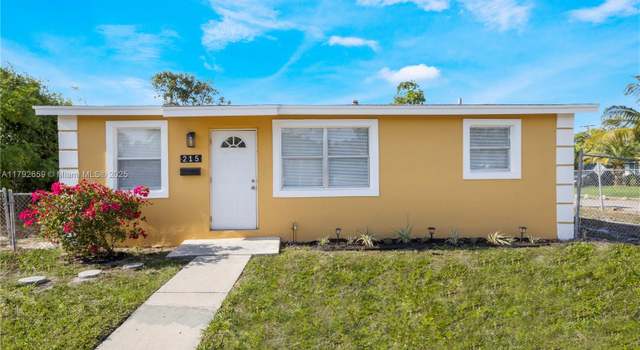 Photo of 215 NW 11th Ave, Boynton Beach, FL 33435