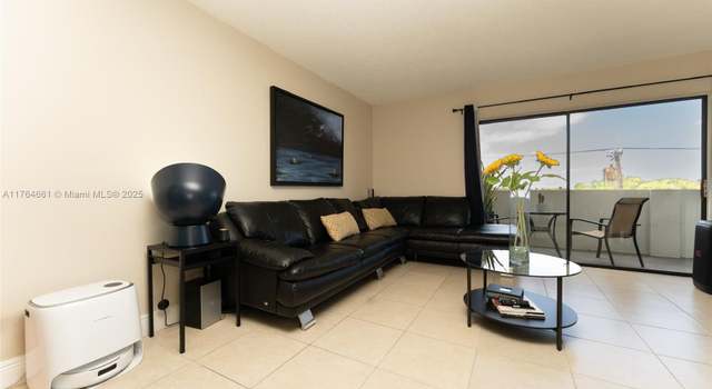 Photo of 110 S Shore Dr Unit 4B, Miami Beach, FL 33141
