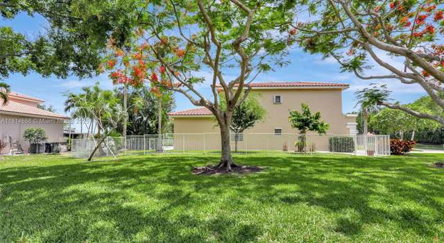 Photo of 3708 Coco Lake Dr, Coconut Creek, FL 33073