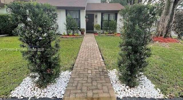 Photo of 12815 SW 71st Ln, Miami, FL 33183
