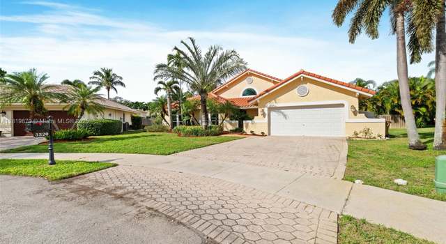 Photo of 3320 Maple Ln, Davie, FL 33328