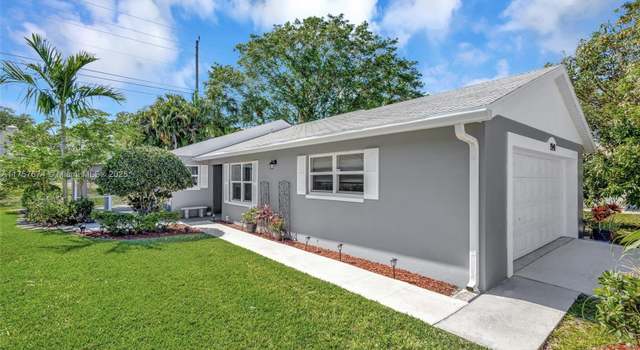 Photo of 1241 Pine Sage Cir, West Palm Beach, FL 33409