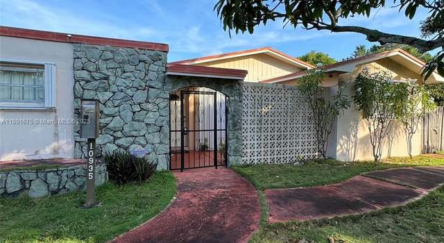 Photo of 10935 SW 174th Ter, Miami, FL 33157