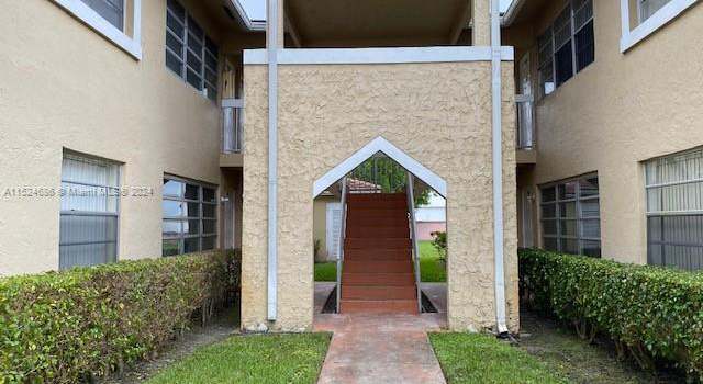 Photo of 835 Twin Lakes Dr Unit 30-C, Coral Springs, FL 33071