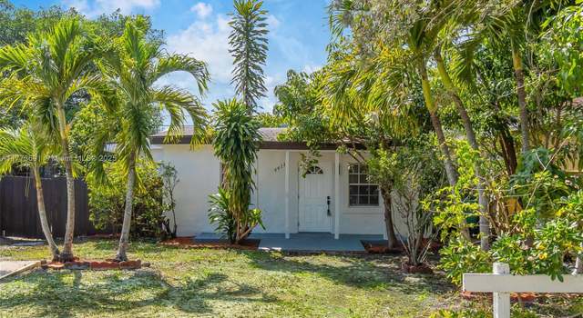 Photo of 4411 SW 55th Ave, Davie, FL 33314