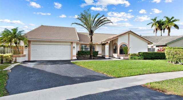 Photo of 301 NW 107th Ave, Plantation, FL 33324