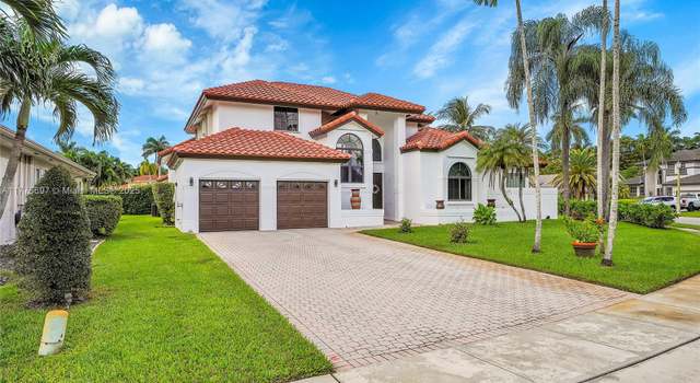 Photo of 500 E Cypress Pointe Dr E, Pembroke Pines, FL 33027